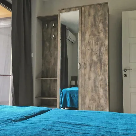 Azzurro - Ideal For Your Seaside Escape In * Burgas
